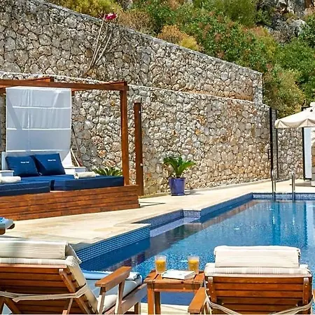 Sleeps 8 Pool Air Con Wifi Kalkan