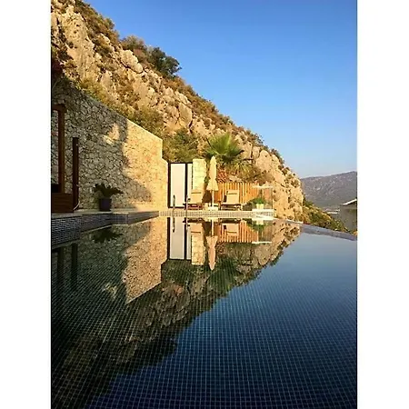 Sleeps 8 Pool Air Con Wifi Kalkan