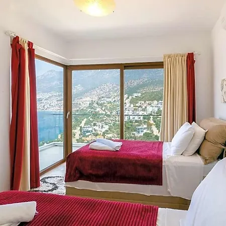 Sleeps 8 Pool Air Con Wifi